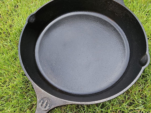 Cast Iron vs. Carbon Steel: Which One Belongs in Your Outdoor Kitchen?