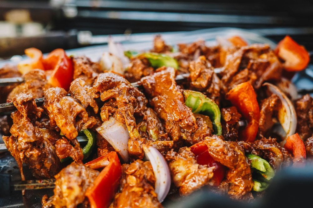 BBQ Marinades vs Dry Rubs: What Works Best for Flavor?