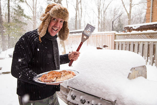 How to Keep Your Grill Hot in Cold Weather