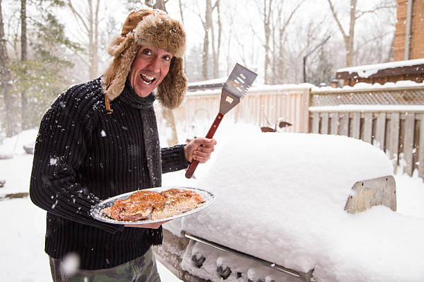 How to Keep Your Grill Hot in Cold Weather